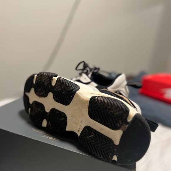 Steve Madden Black and White Sneakers - Picture 7 of 7